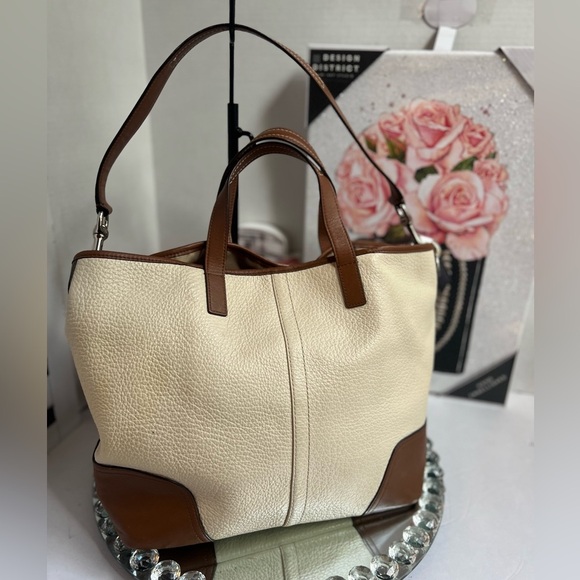 Coach Hadley Luxe Grain Pebbled Leather Ivory and Cognac   Tote bag - Picture 3 of 14